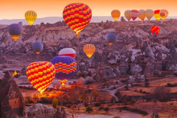 Hot Air Ballooning: Top Destinations for a Bird’s-Eye View