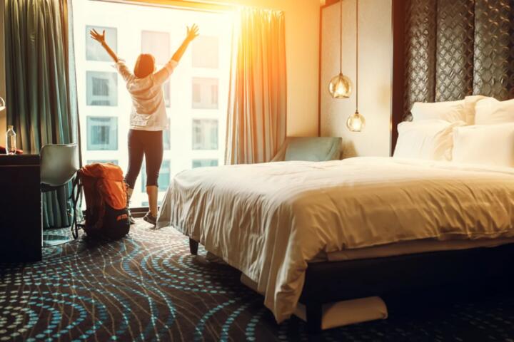 Boutique vs. Chain Hotels: Which is Right for Your Next Stay?