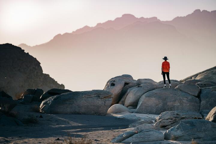 The Difference Between a Tour and Independent Travel